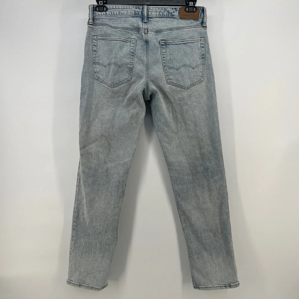 American Eagle Slim Straight Light Wash Denim Jeans Mens 31x32 Stretch Airflex+